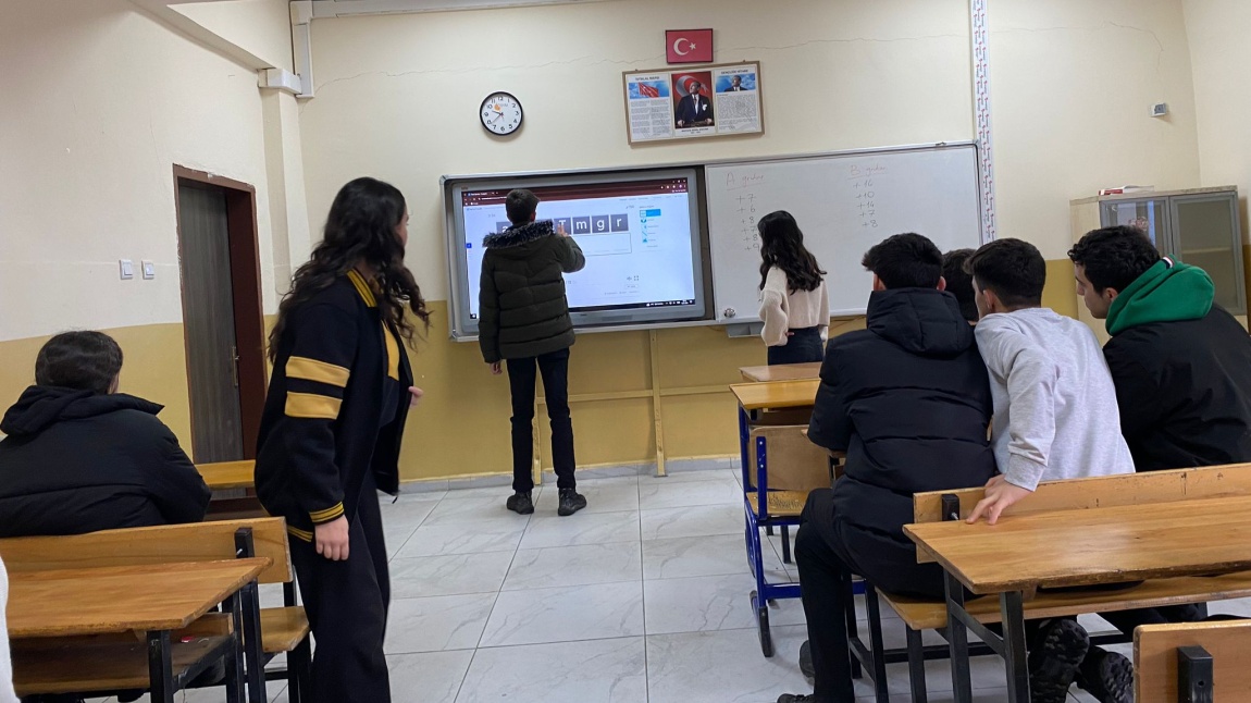 HEGİP KAPSAMINDA KELİME OYUNU 